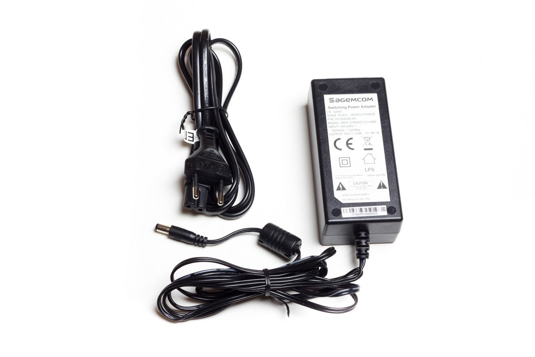 Síťový adaptér 12V 3,8A 45W 